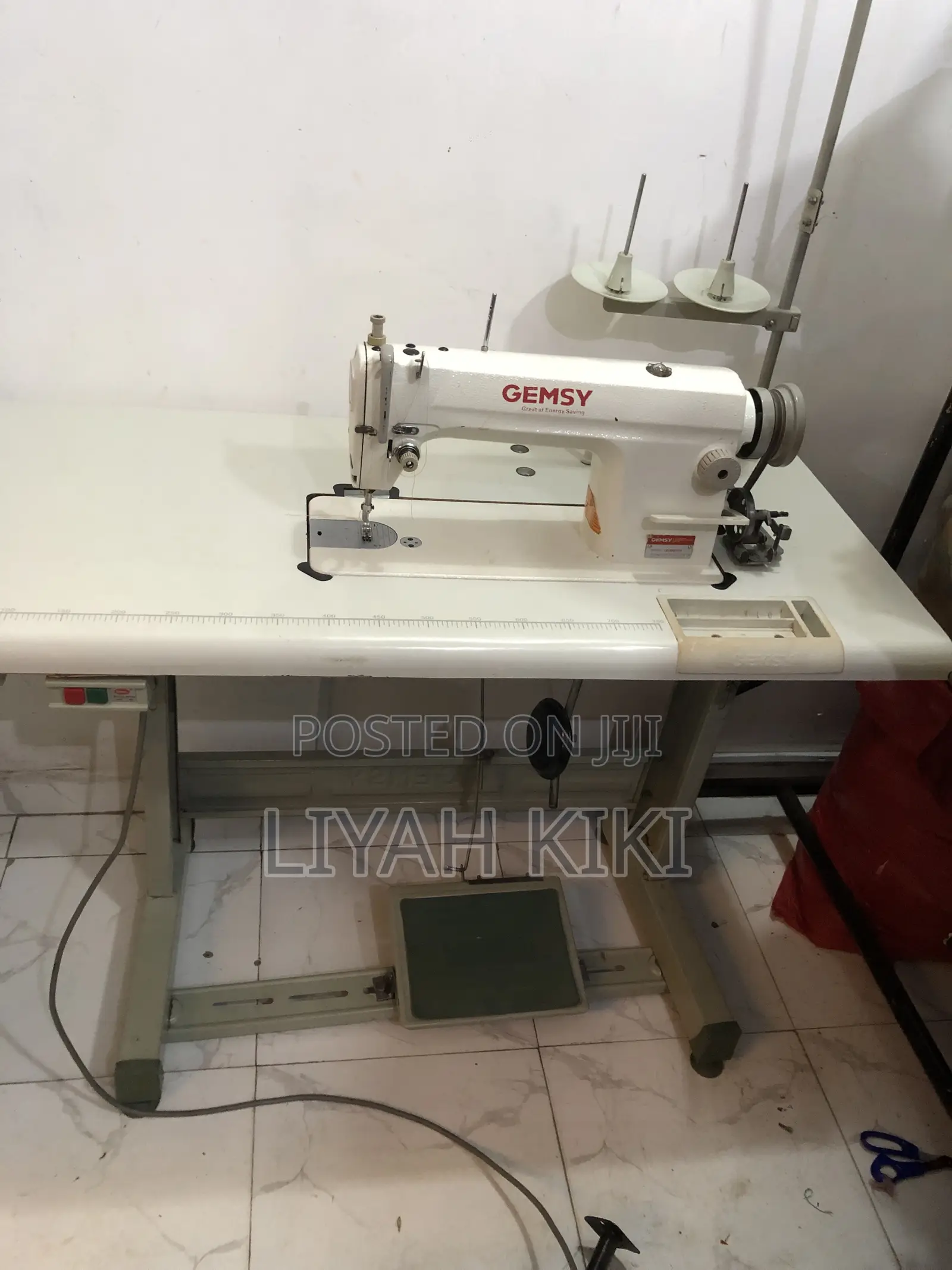 Industrial Sewing Machine