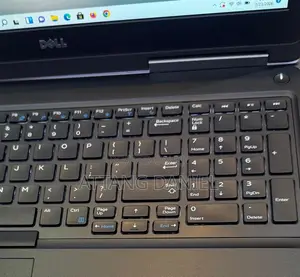 Laptop Dell Precision 7520 16GB Intel Core i5 SSD 512GB