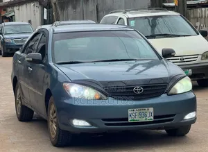 Toyota Camry 2004 Blue