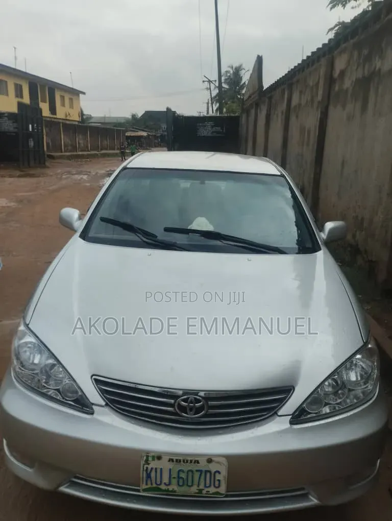 Toyota Camry 2003 Silver