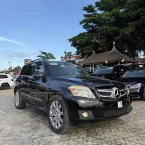 Mercedes-Benz GLK-Class 2009 Black