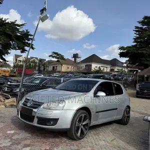 Volkswagen Golf 2009 Silver