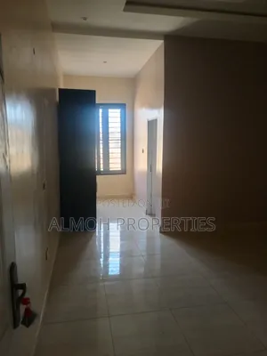 4bdrm Duplex in Sabon Lugbe for rent