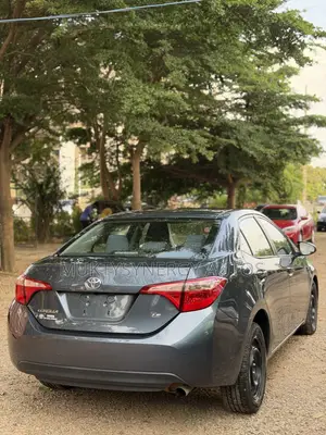Toyota Corolla 2018 Gray