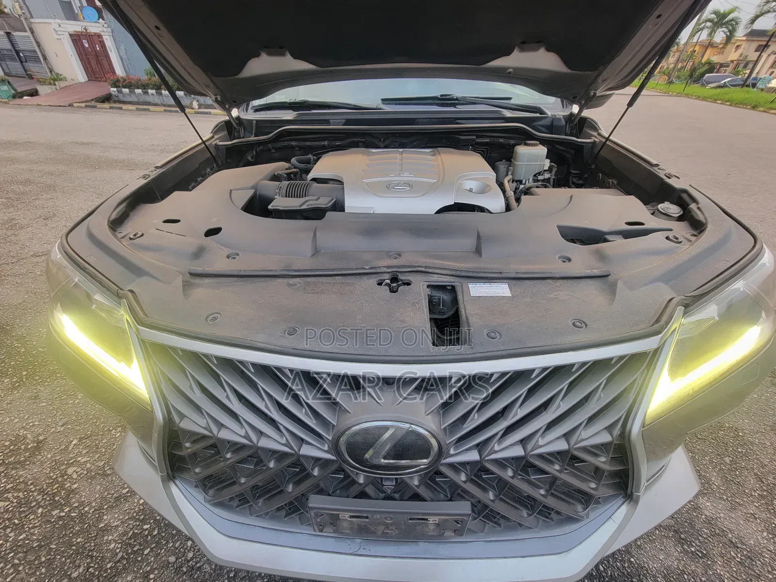 Lexus LX 570 AWD 2017 Silver