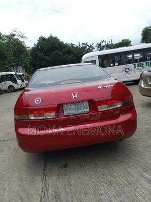 Honda Accord 2005 Red
