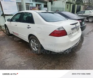 Honda Accord 2007 Off white