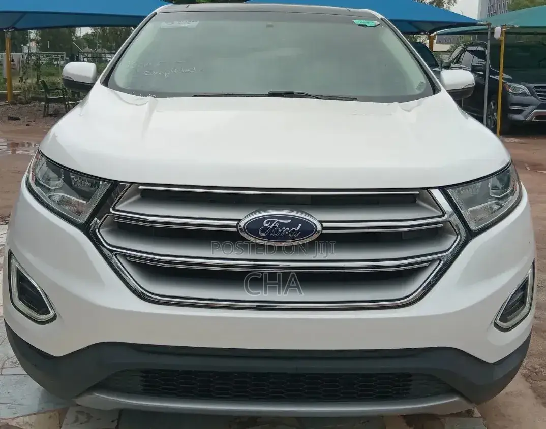 Ford Edge Titanium AWD 2018 White