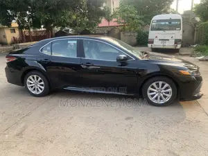 Toyota Camry 2018 Black