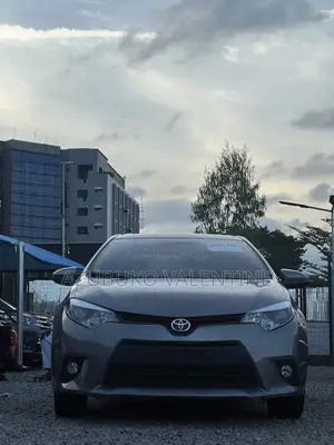 Toyota Corolla LE Premium 4dr Sedan (1.8L 4cyl CVT) 2015 Gray