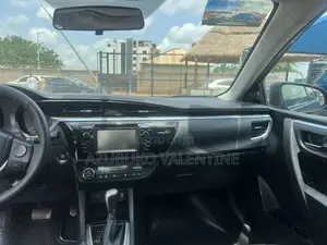 Toyota Corolla S 4dr Sedan (1.8L 4cyl CVT) 2014 Black