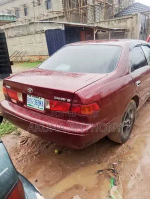 Toyota Camry 2001 Red