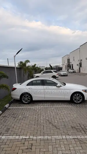 Mercedes-Benz C300 2015 White