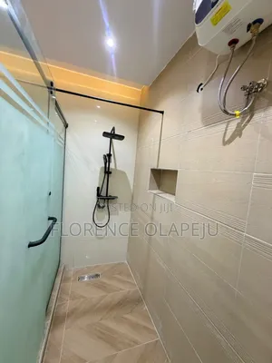 4bdrm Block of Flats in Along Kolapo Ishola, Akobo for sale