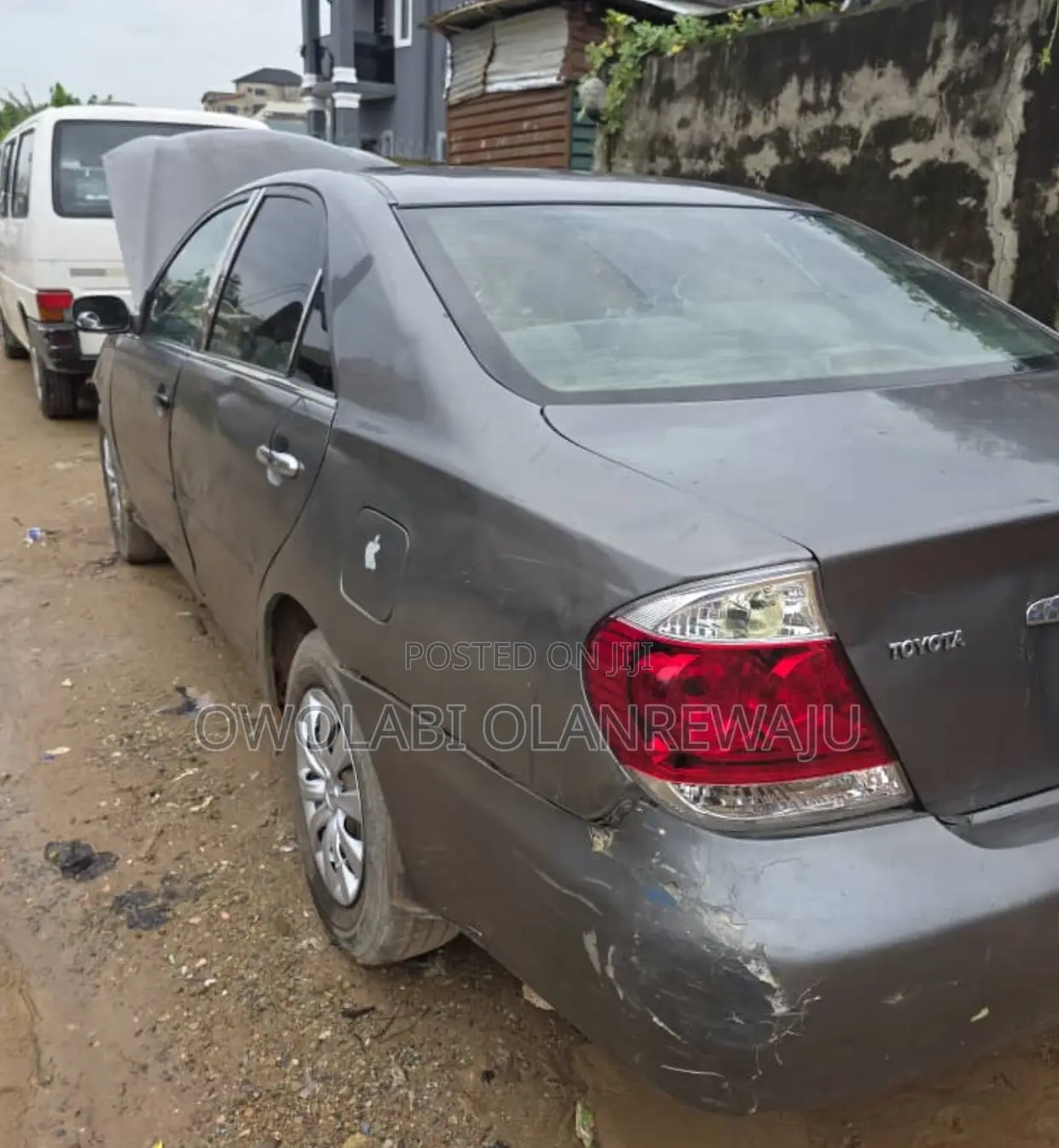 Toyota Camry 2006 Gray