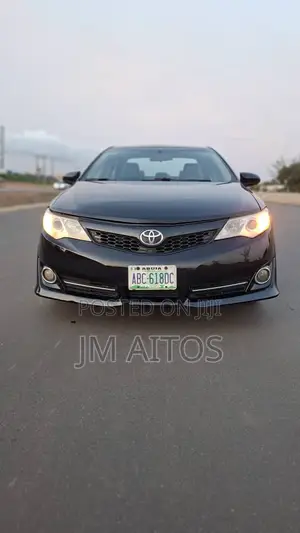 Toyota Camry SE 4dr Sedan (2.5L 4cyl 6A) 2013 Black