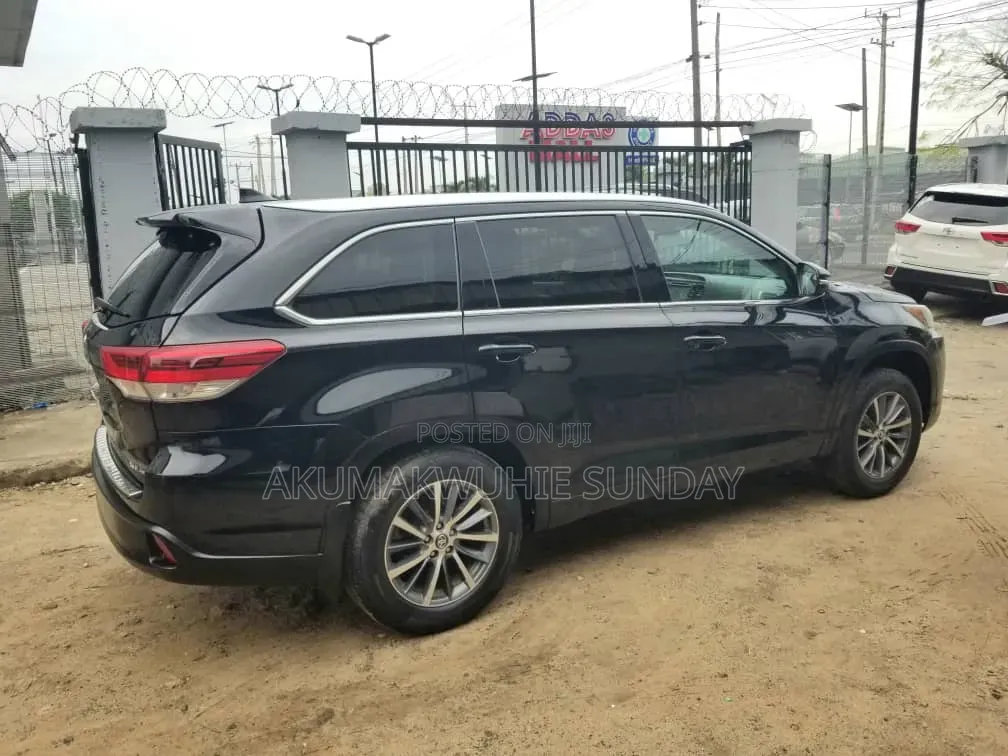 Toyota Highlander 2017 Black