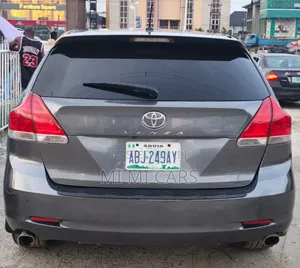 Toyota Venza 2010 Gray