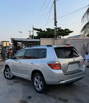 Toyota Highlander V6 2009 Silver