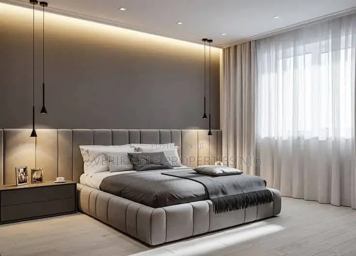 Luxury Bed and Mirror Designs