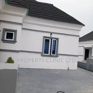 3bdrm Bungalow in Berger for sale