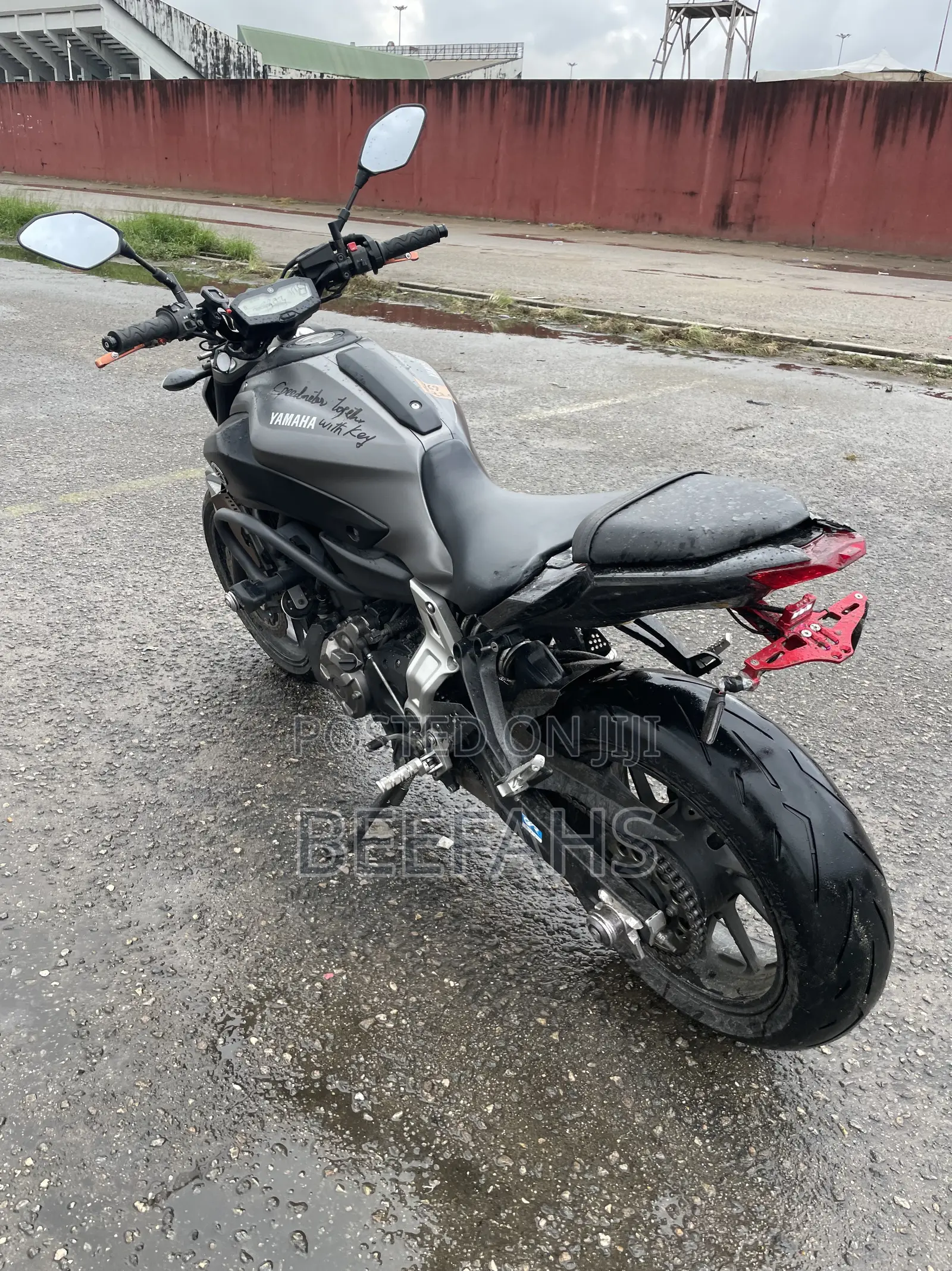 Yamaha 2018 Black