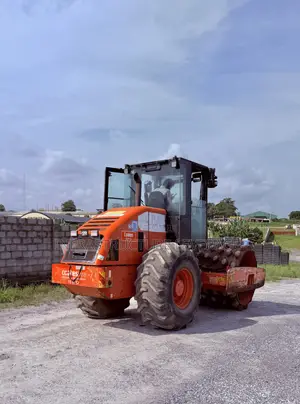 CAT CP533E-Compactor
