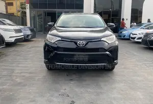 Toyota RAV4 XLE AWD (2.5L 4cyl 6A) 2017 Black