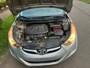 Hyundai Elantra 2013 Silver