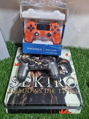 Ps4 Slim 2 Pads 7 Games