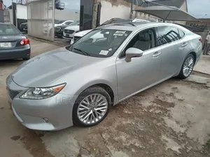Lexus ES 2013 Silver