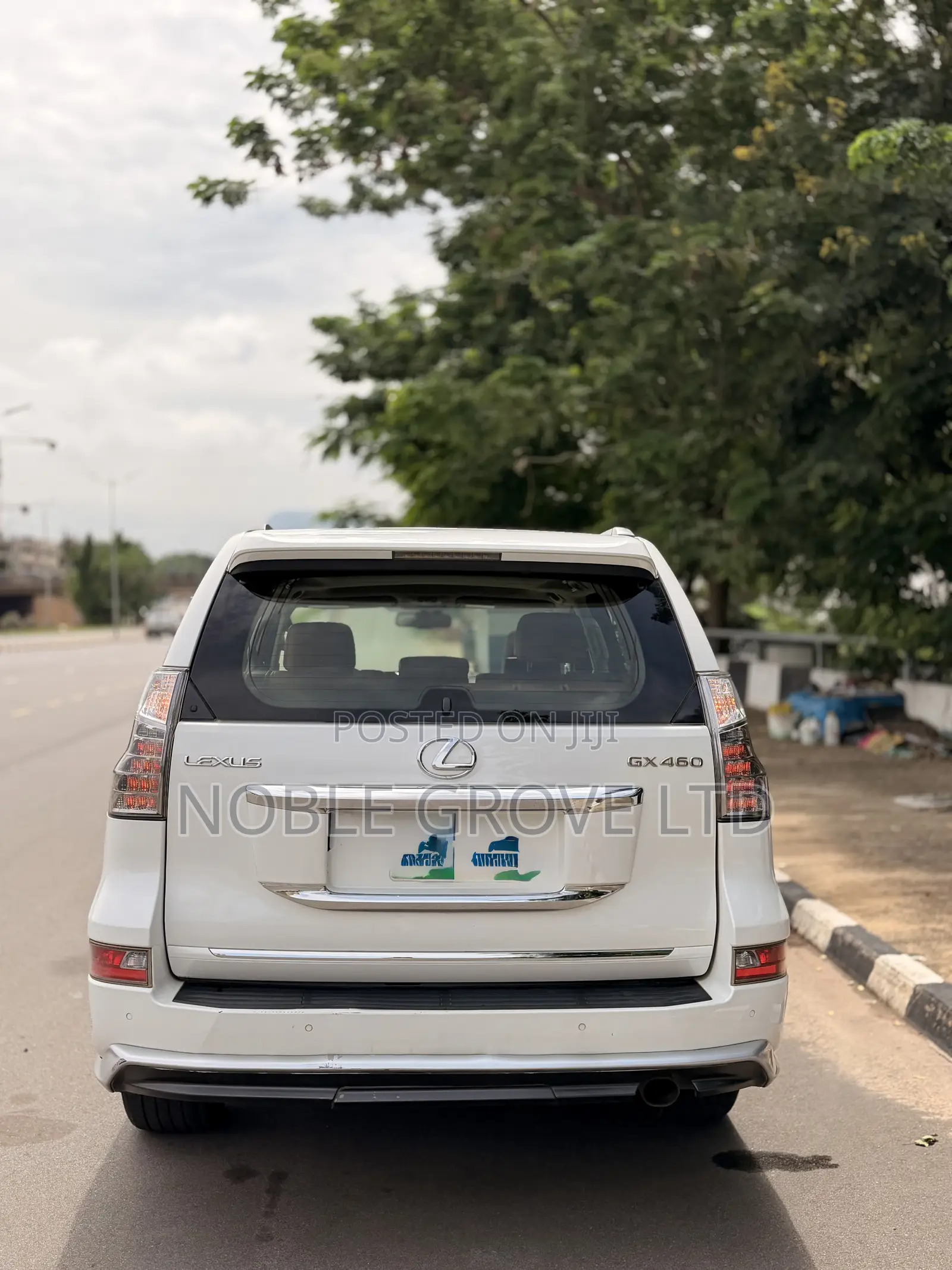 Lexus GX 460 Luxury 2015 White