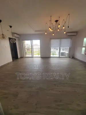 3bdrm Apartment in Osapa london for rent