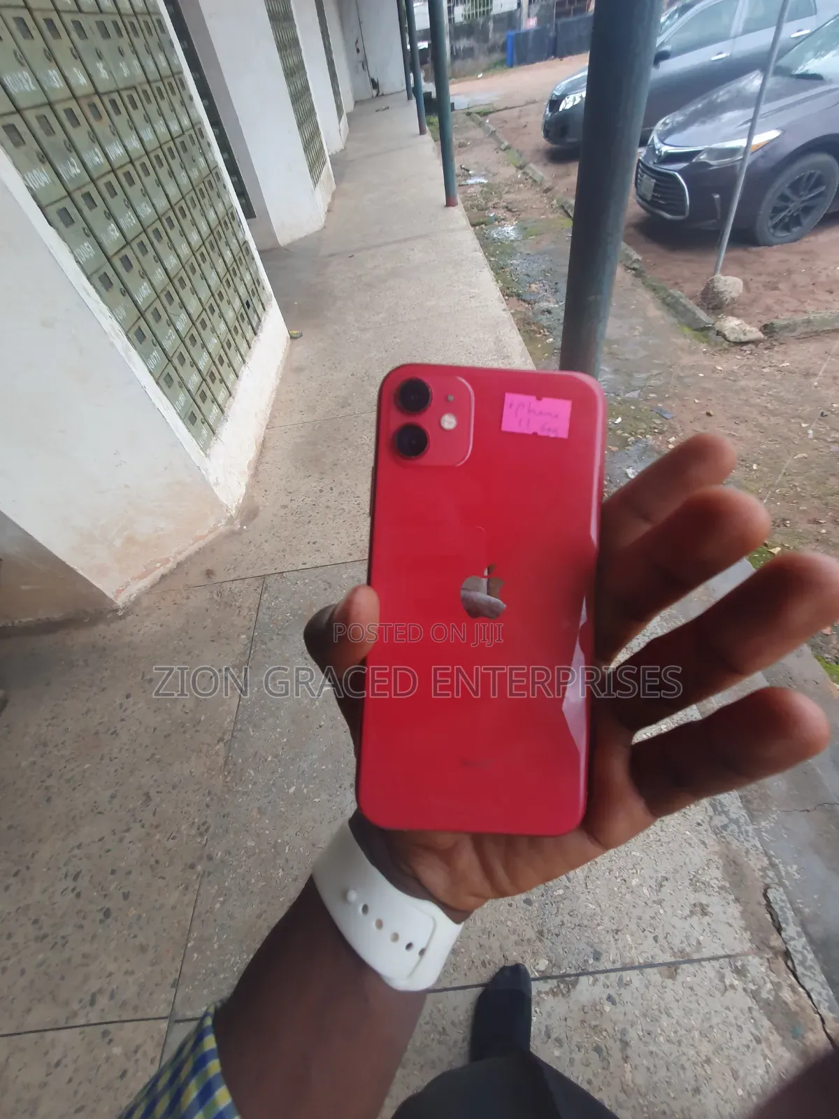 Apple iPhone 11 64 GB Red