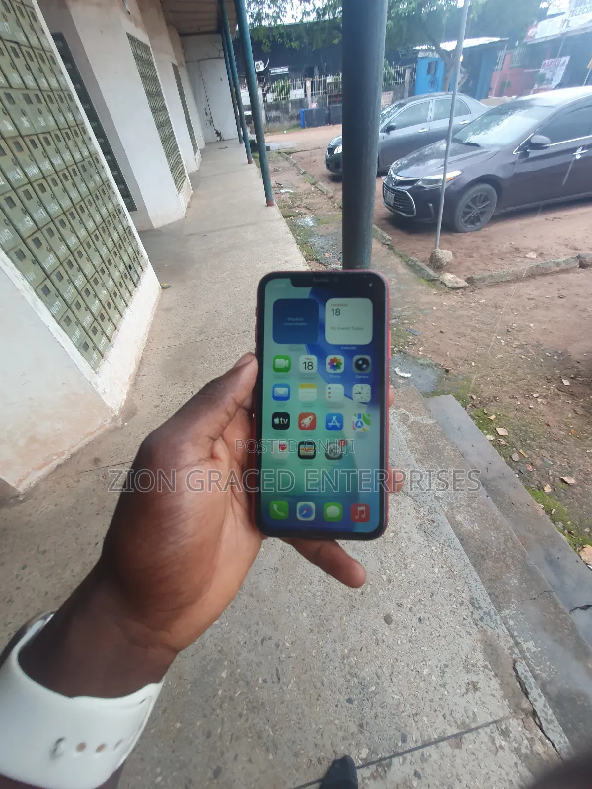 Apple iPhone 11 64 GB Red