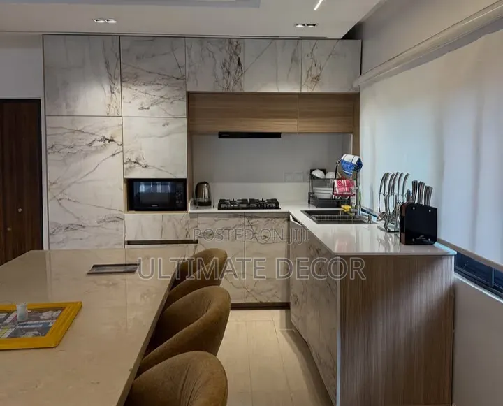 Kitchen Carbinet