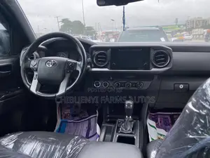 Toyota Tacoma TRD Sport 2018 Blue