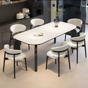 Very Unique Dining Table With 6 Seaters