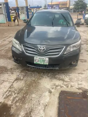 Toyota Camry 2008 Gray