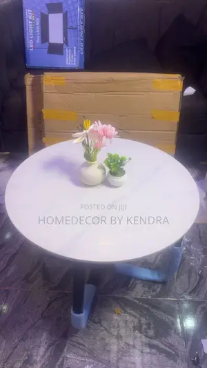 Unique Round Slab Marble Top Center Table