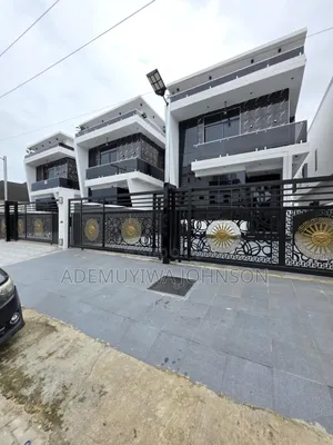 5bdrm Duplex in Sangotedo for sale