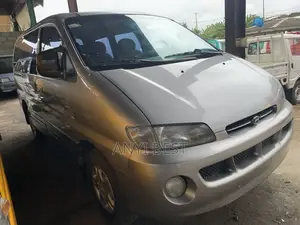 Hyundai H1 2015 Silver