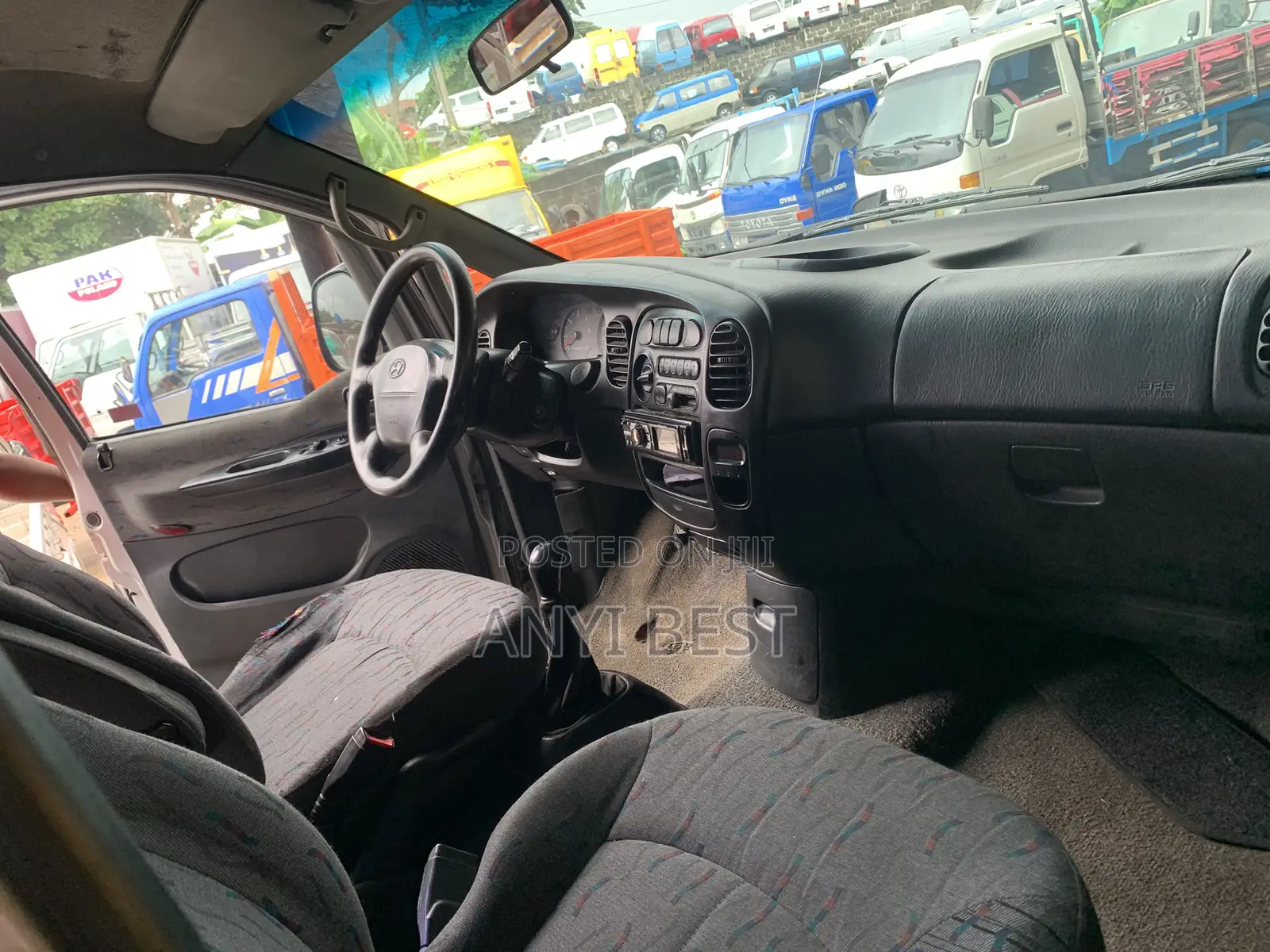 Hyundai H1 2015 Silver