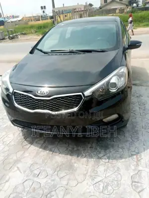Kia Cerato 2013 Black