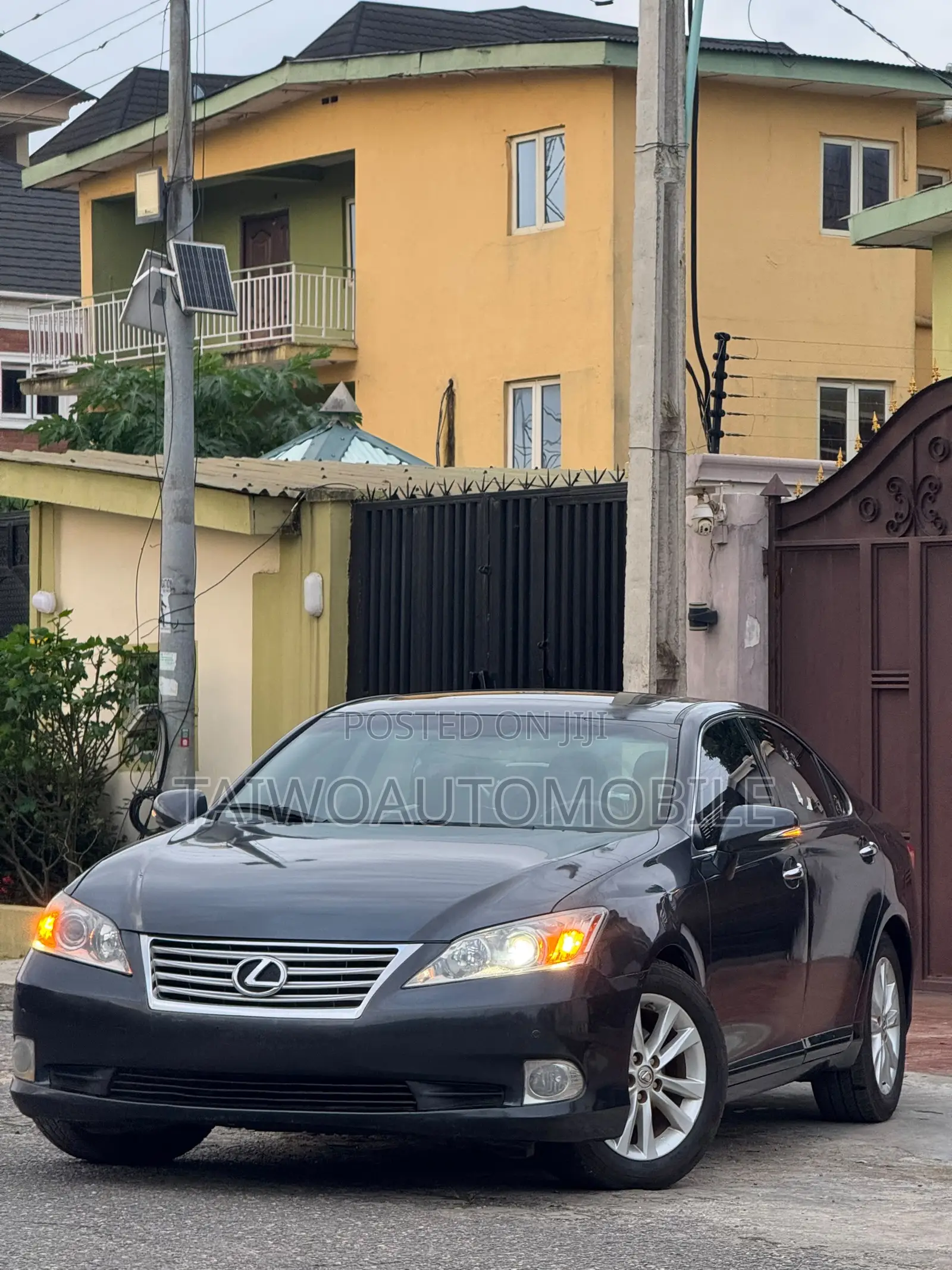 Lexus ES 350 2011 Gray