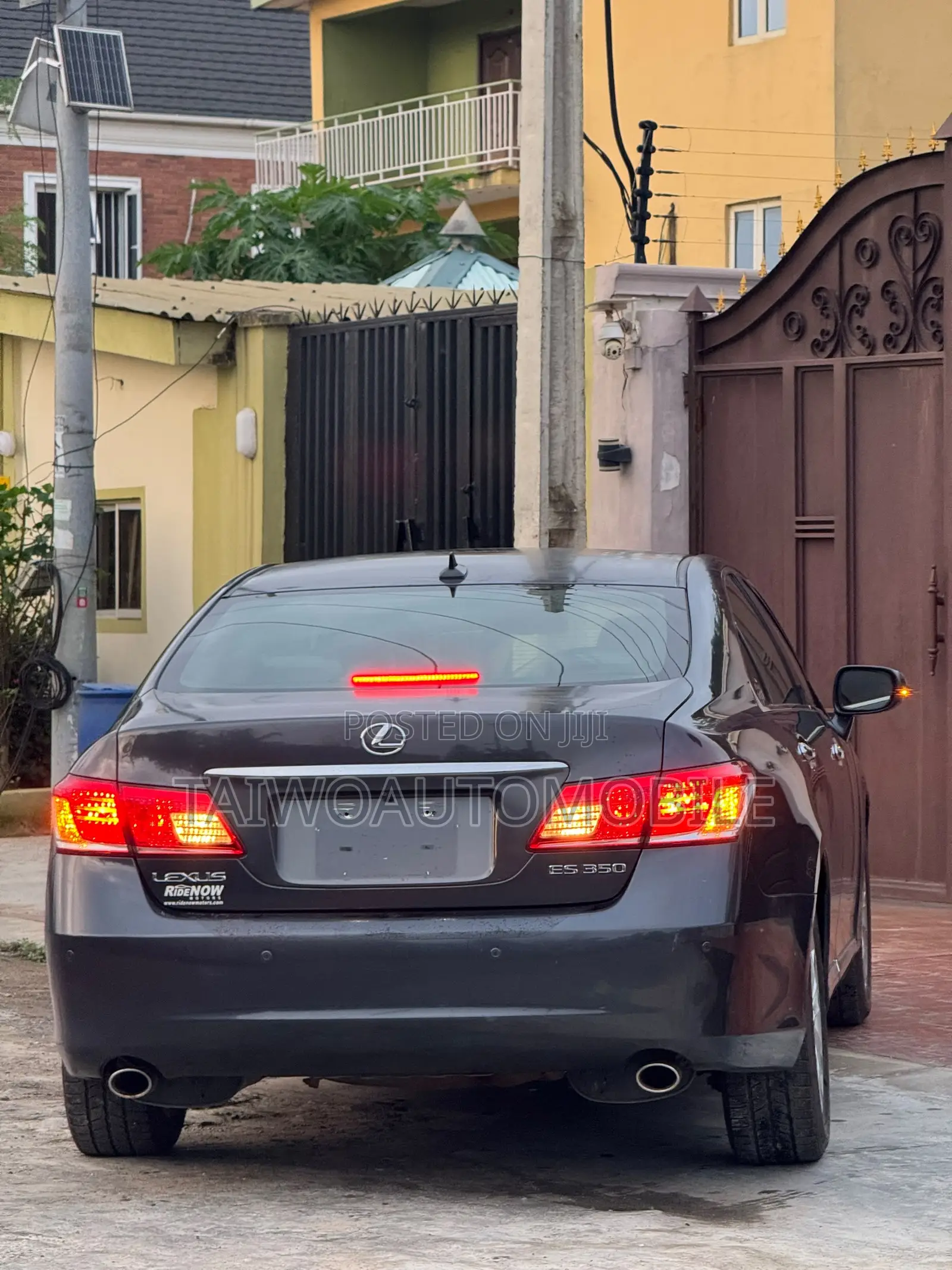 Lexus ES 350 2011 Gray