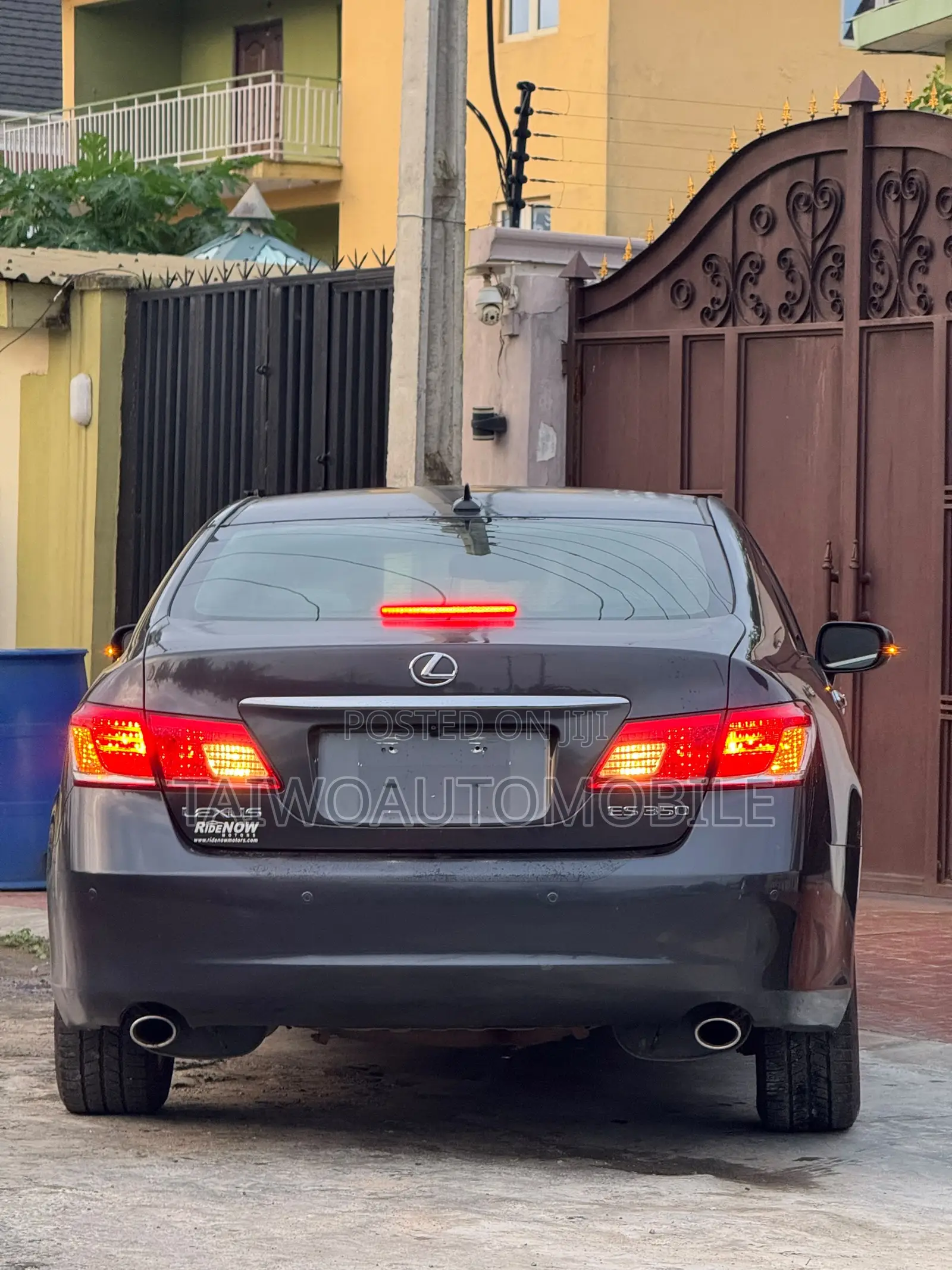 Lexus ES 350 2011 Gray