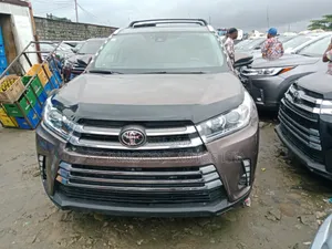 Toyota Highlander 2018 Gray