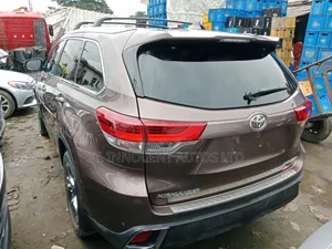 Toyota Highlander 2018 Gray