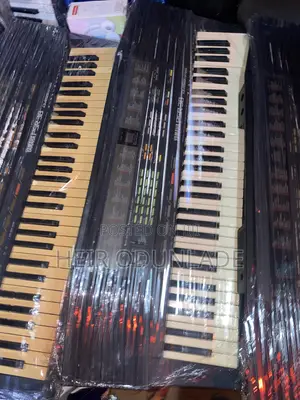 Yamaha Keyboard PSR 38